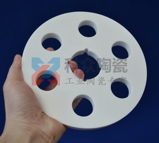 氧化鋯陶瓷研磨后為什么會有精度誤差？